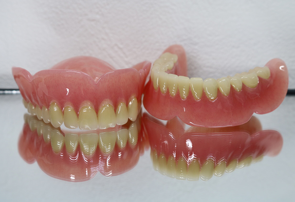 保険義歯 全部床義歯